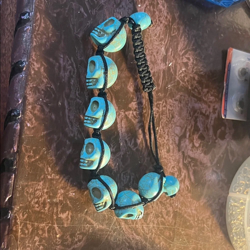 Turquoise Skull Bead Bracelet - Unbranded - Picture 2 of 5